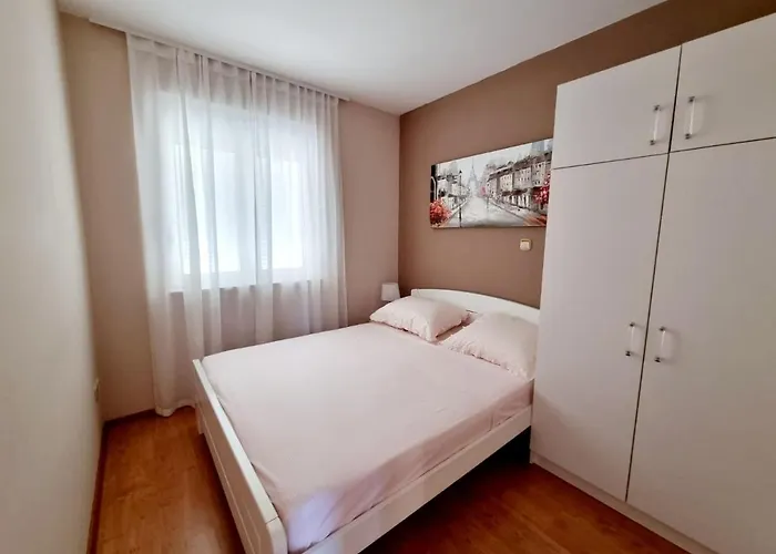 Apartament Iva *