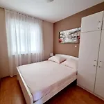 Apartment Iva *